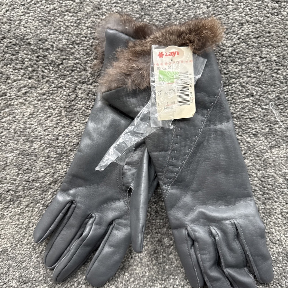 VTG NOS Vinyl Acrylic Knit Driving Stretch Gloves Faux Fur Gray Headstock